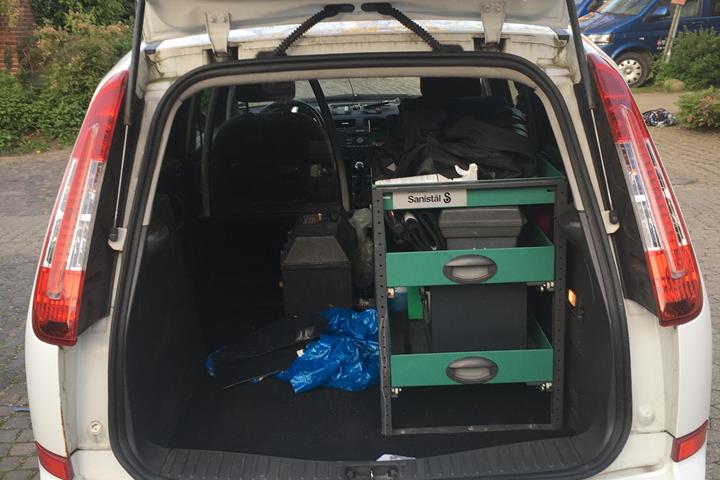 Hvid Ford C-MAX fra 2008