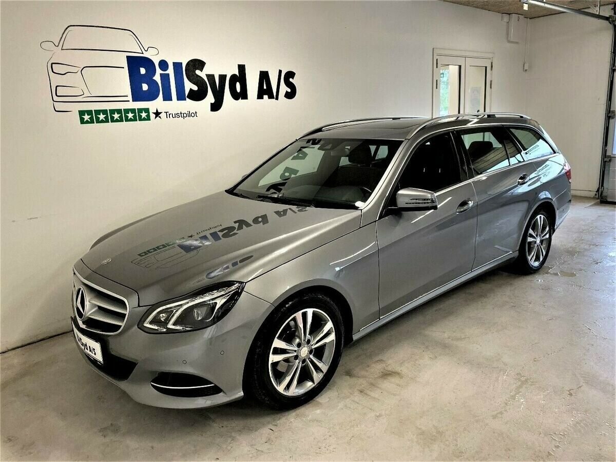 Grå Mercedes E220 fra 2014