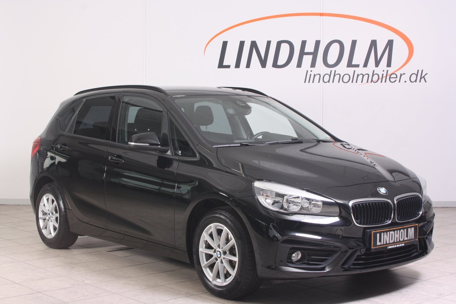 Guide til BMW 218d Gran Tourer Luxury Line Steptronic (Årgang 06/2015 - 02/2018)