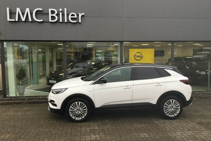 Hvid Opel Grandland X fra 2019