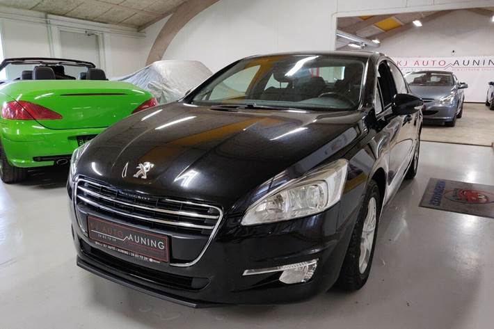 Sort Peugeot 508 fra 2013
