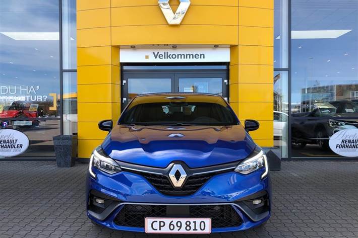 Blå Renault Clio fra 2020