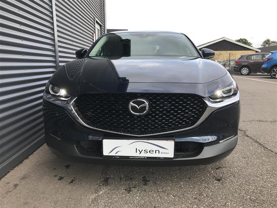 Blå Mazda CX-30 fra 2019