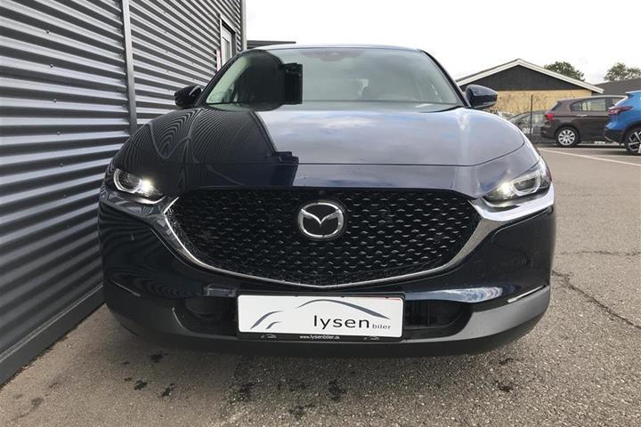 Blå Mazda CX-30 fra 2019