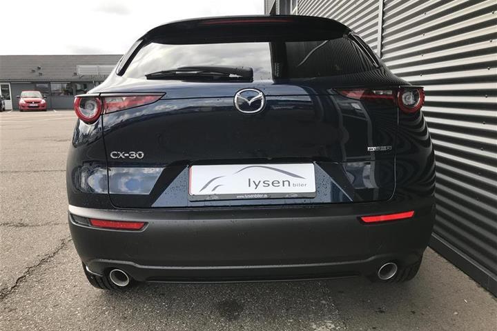 Blå Mazda CX-30 fra 2019