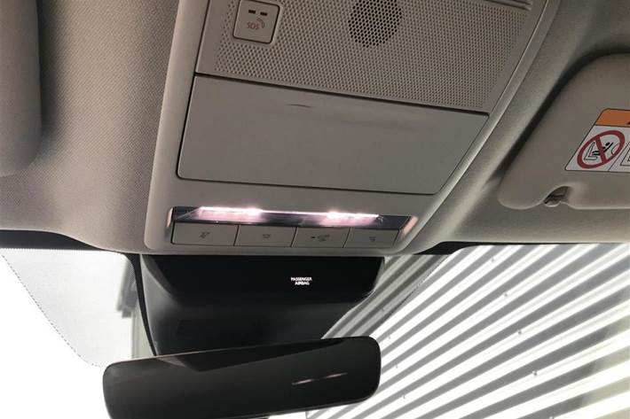 Blå Mazda CX-30 fra 2019