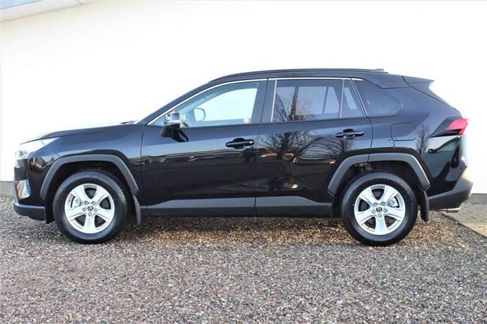 Sort Toyota RAV4 fra 2019