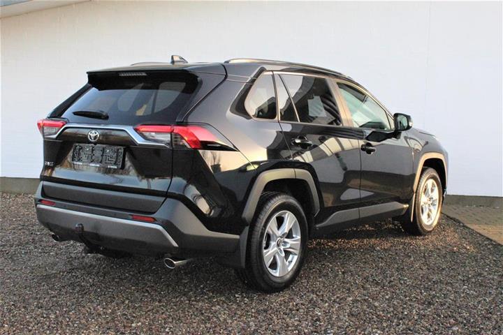 Sort Toyota RAV4 fra 2019