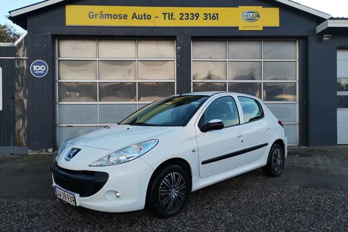 undefined Peugeot 206+ fra 2012