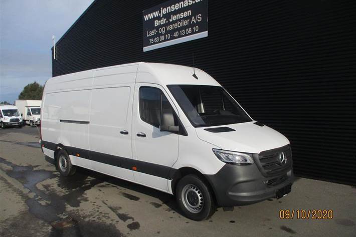 Hvid Mercedes Sprinter fra 2020