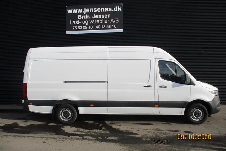 Hvid Mercedes Sprinter fra 2020