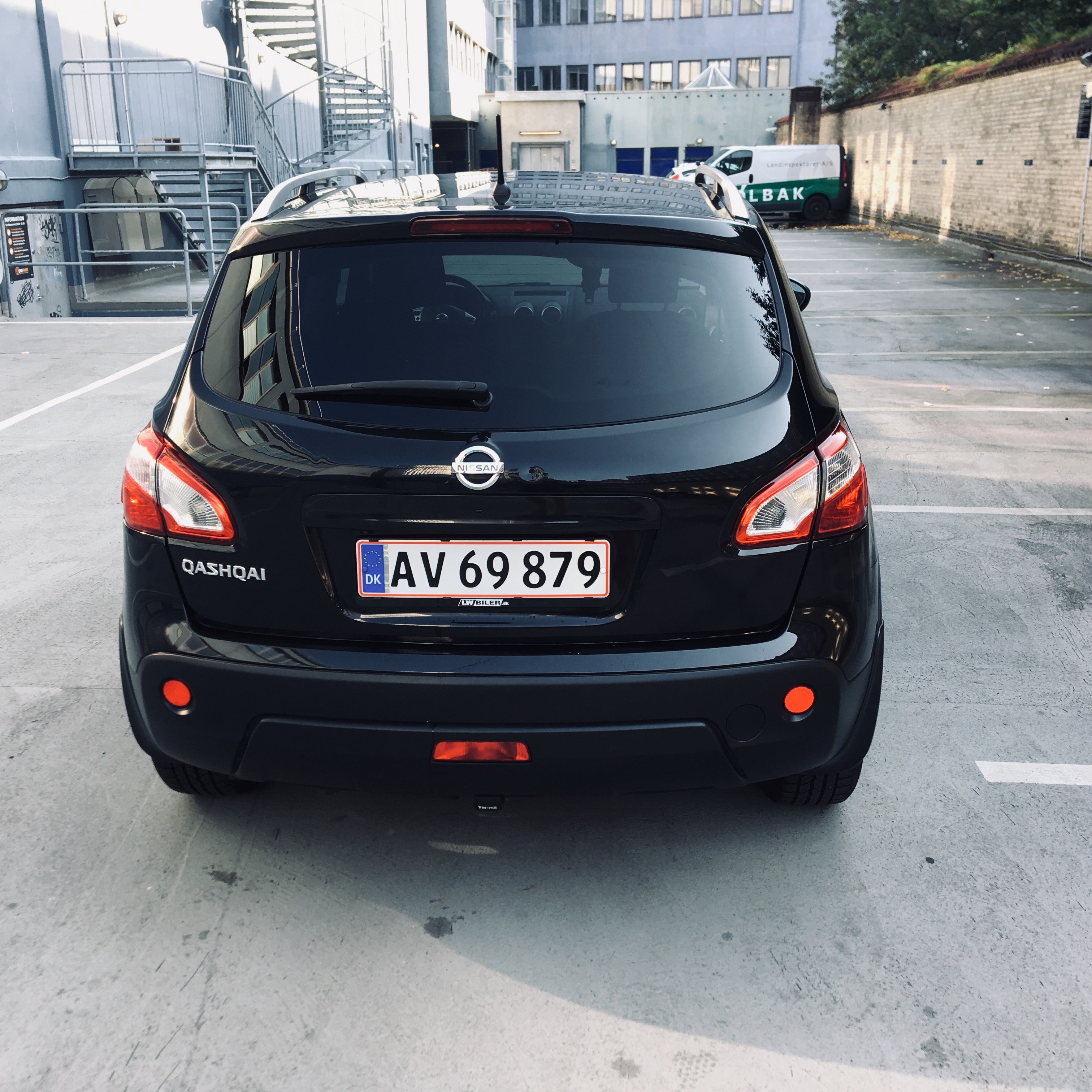Sort Nissan Qashqai fra 2011