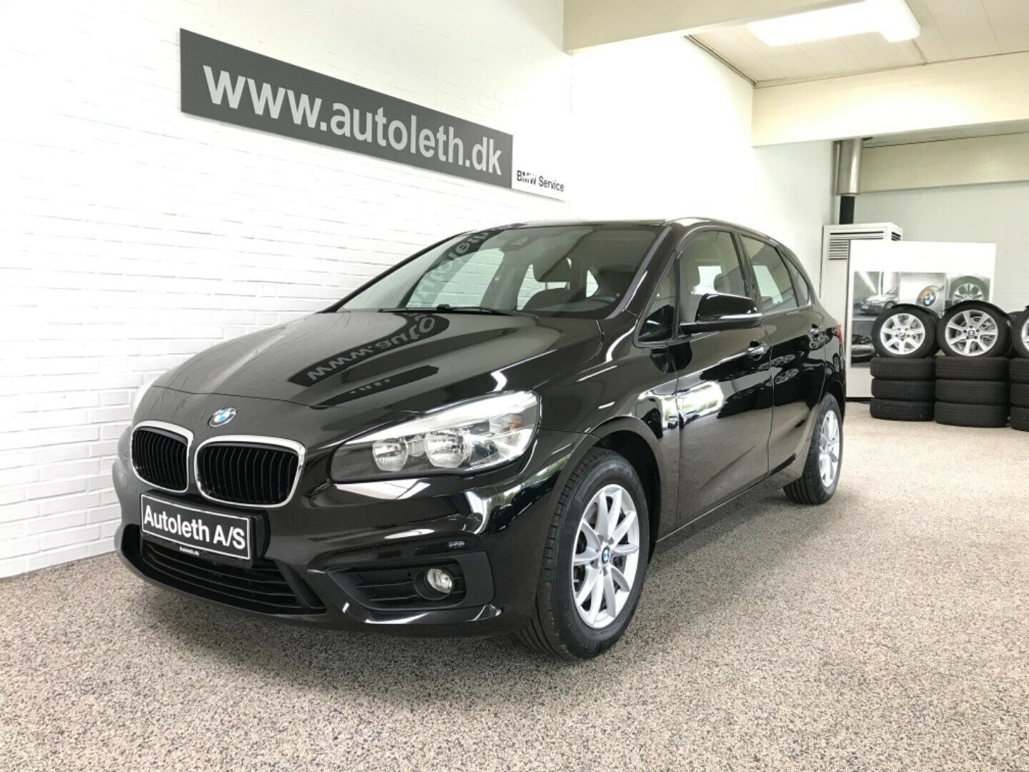 Sort BMW 220d fra 2017