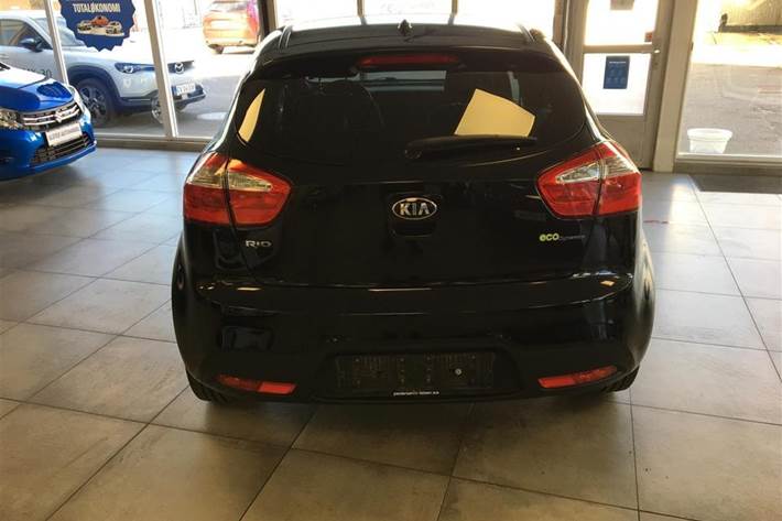 Sort Kia Rio fra 2014