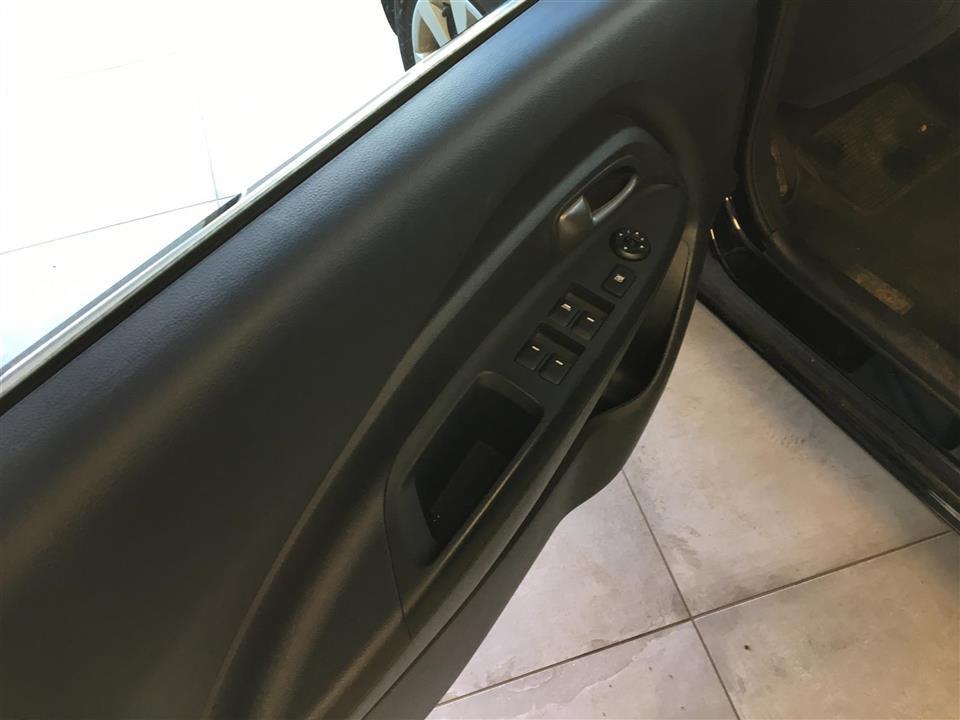 Sort Kia Rio fra 2014