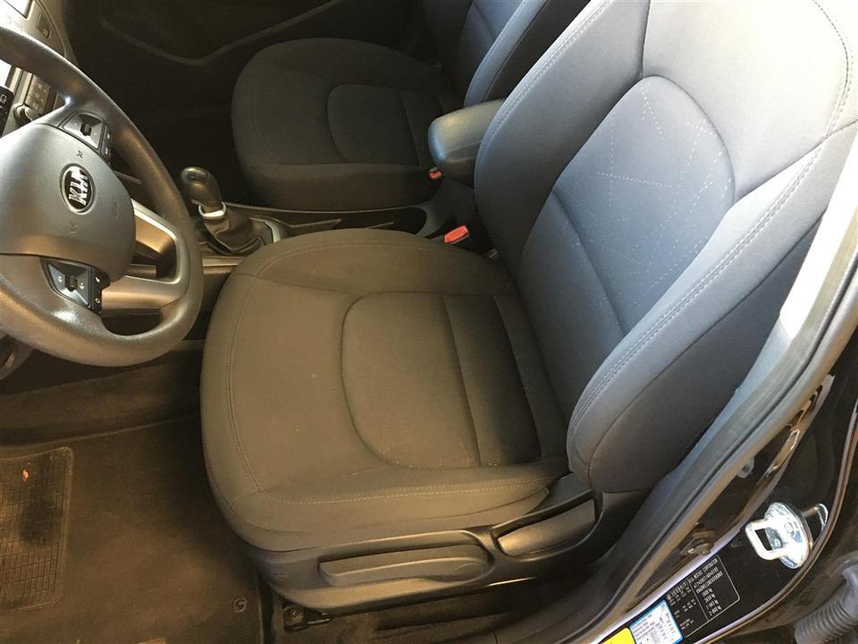 Sort Kia Rio fra 2014