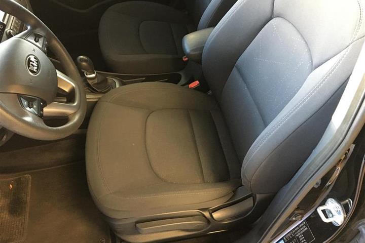 Sort Kia Rio fra 2014