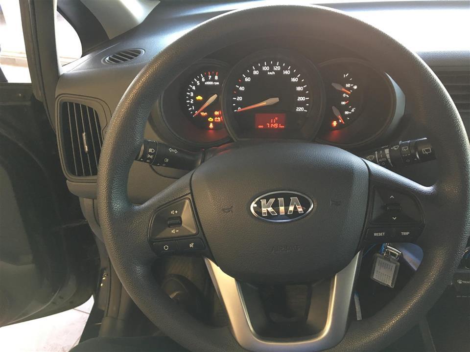 Sort Kia Rio fra 2014