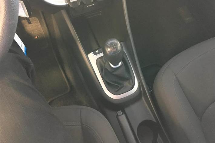 Sort Kia Rio fra 2014