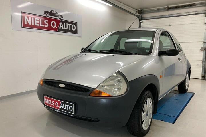 Grå Ford Ka fra 2006