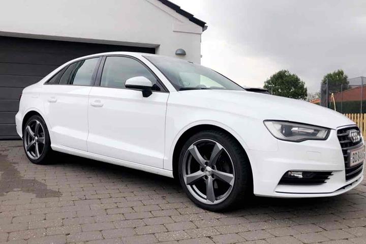 Hvid Audi A3 fra 2016