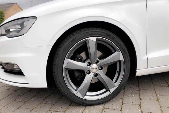 Hvid Audi A3 fra 2016