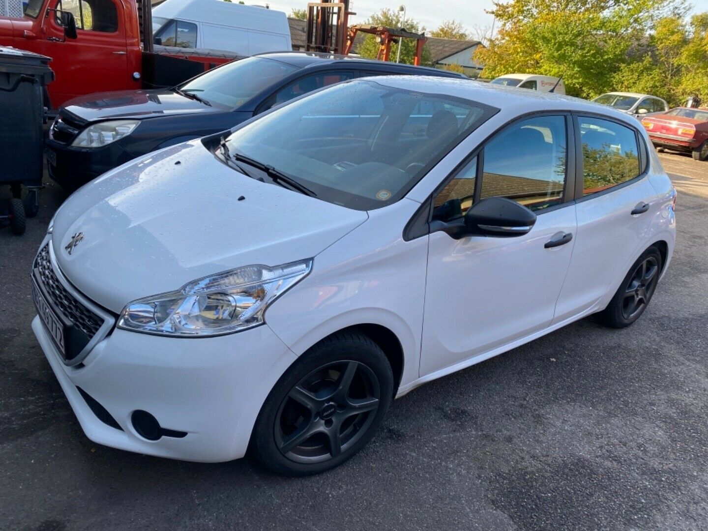 Hvid Peugeot 208 fra 2013