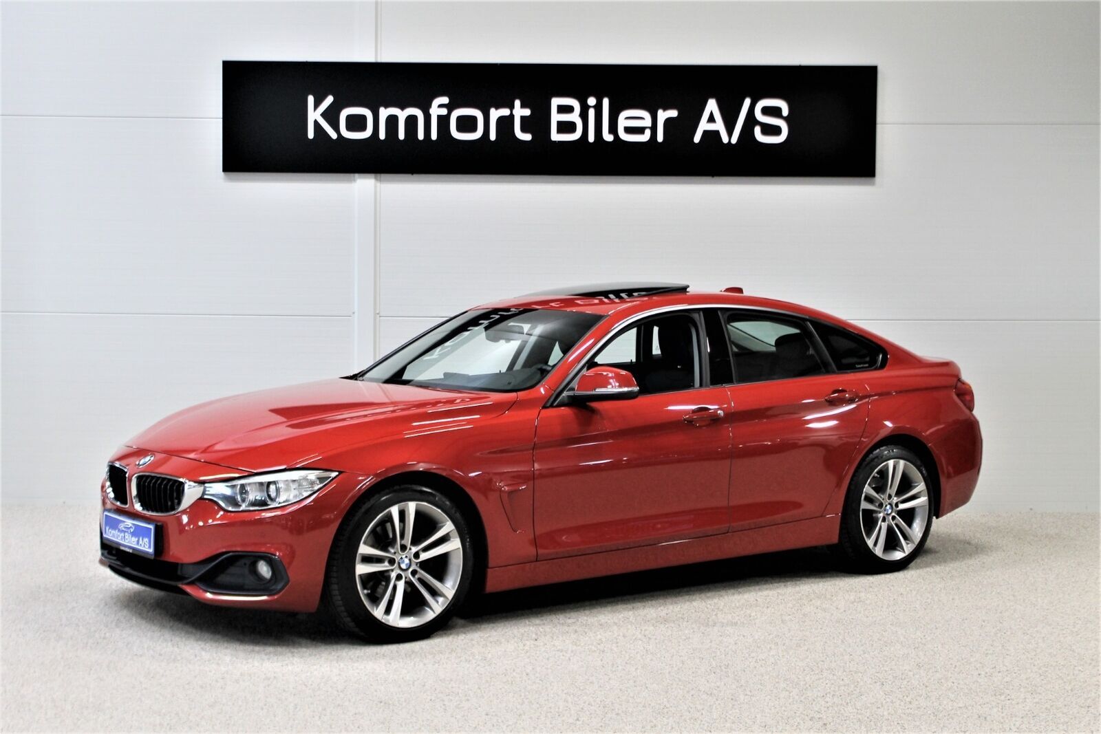 Rød BMW 420d fra 2016