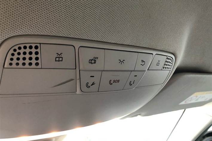 Grå Mercedes C220 d fra 2017