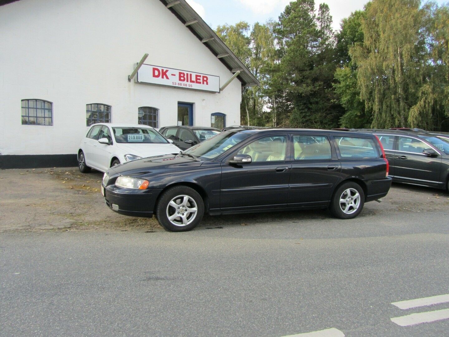 Blå Volvo V70 fra 2008