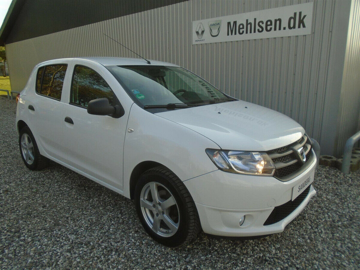 Hvid Dacia Sandero fra 2013
