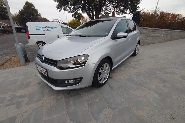 Sølv VW Polo fra 2010