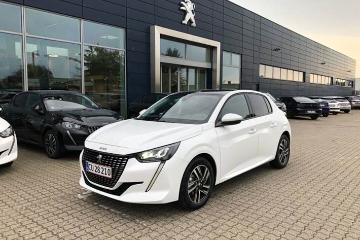 Hvid Peugeot 208 fra 2020