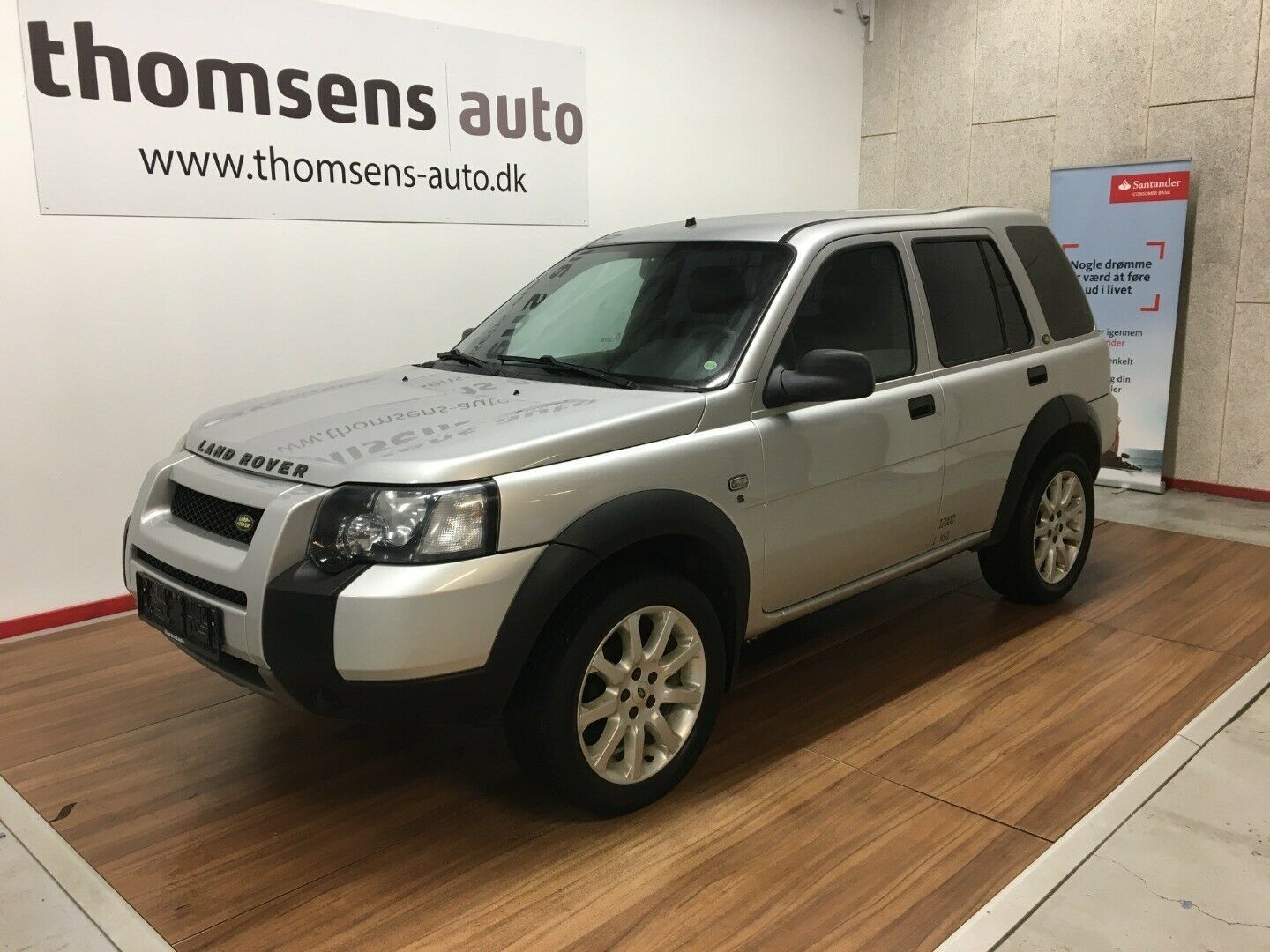 Grå Land Rover Freelander fra 2005