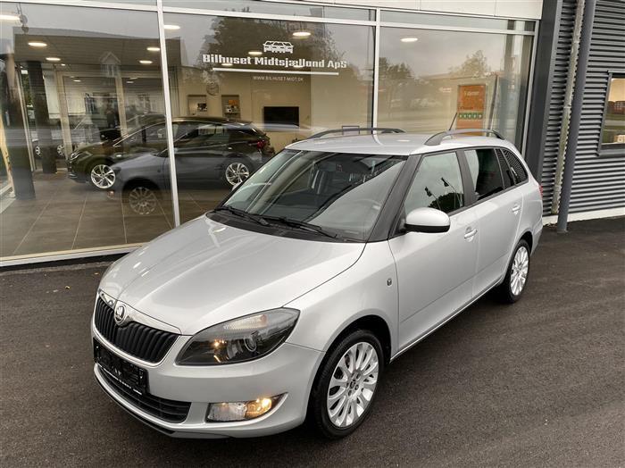 Sølv Skoda Fabia fra 2015