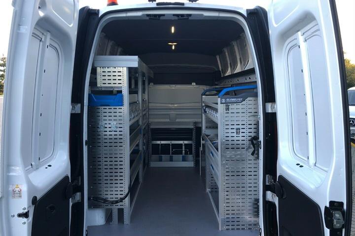 Hvid Renault Trafic T29 fra 2016