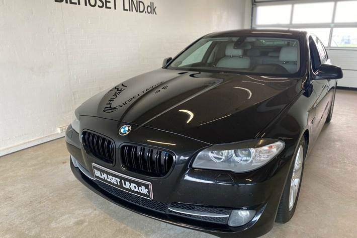 Sort BMW 520d fra 2010
