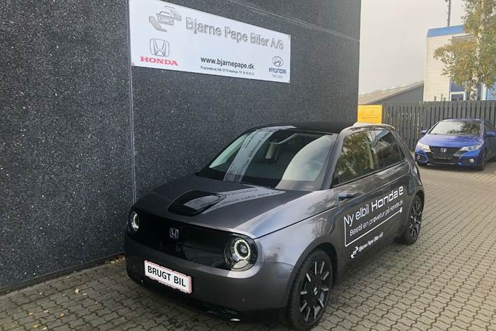 Grå Honda e fra 2020