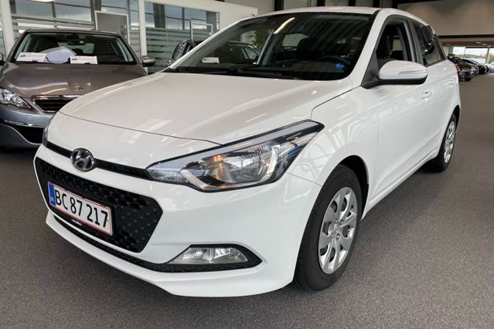 Hvid Hyundai i20 fra 2016