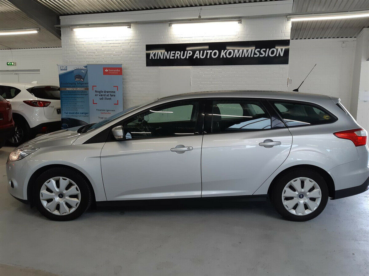 Grå Ford Focus fra 2013