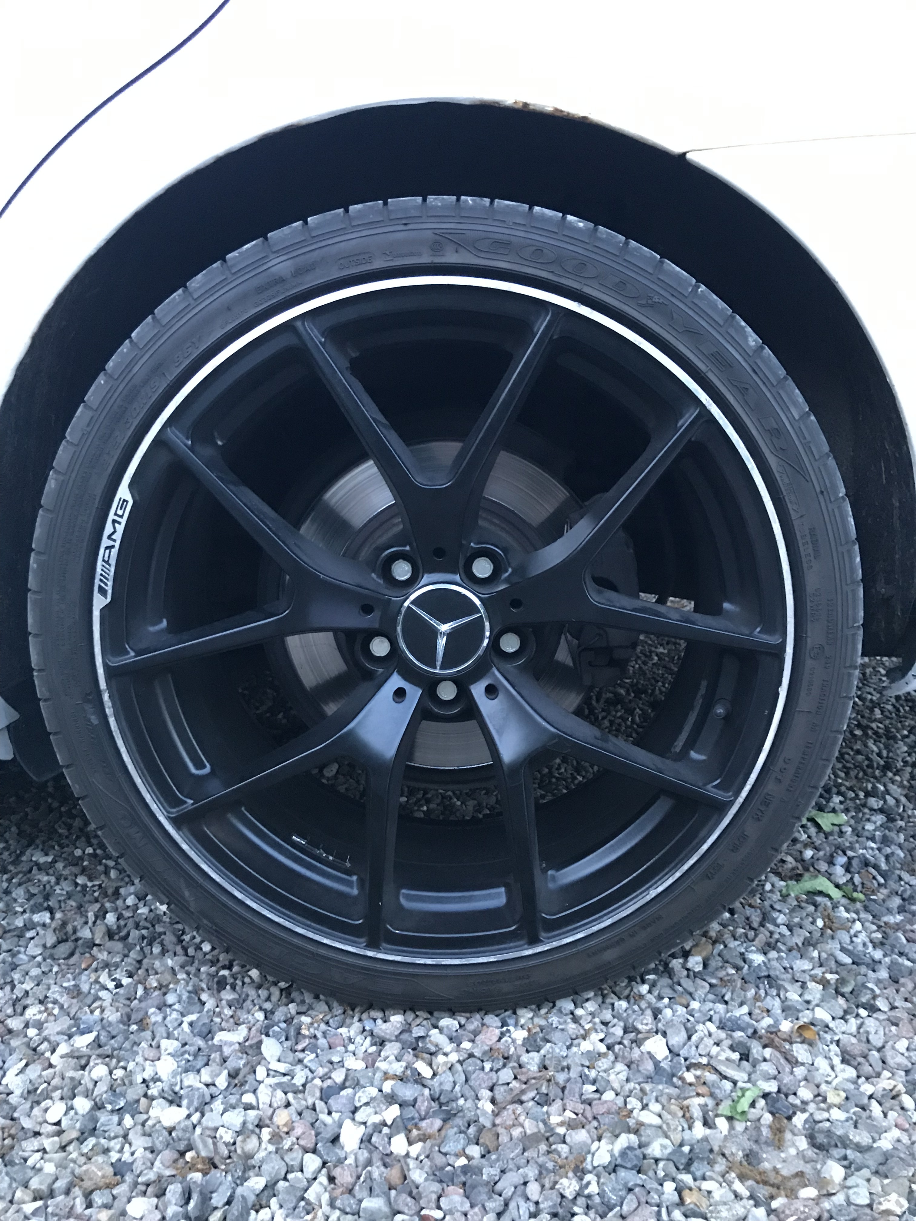 Blå Mercedes C220 d fra 2008