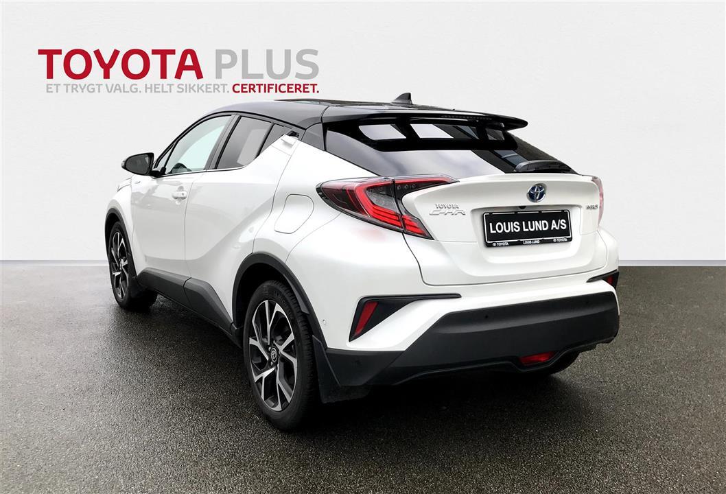 Hvid Toyota C-HR fra 2019