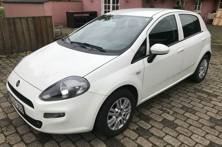 Hvid Fiat Punto fra 2015
