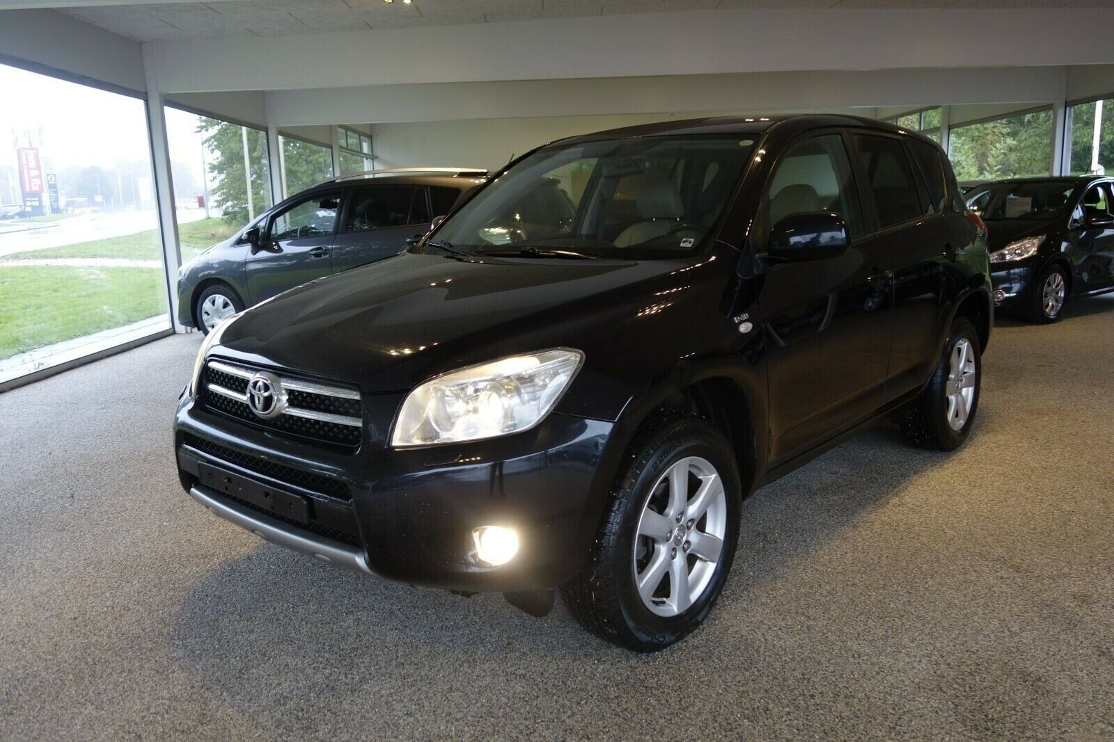 Sort Toyota RAV4 fra 2008