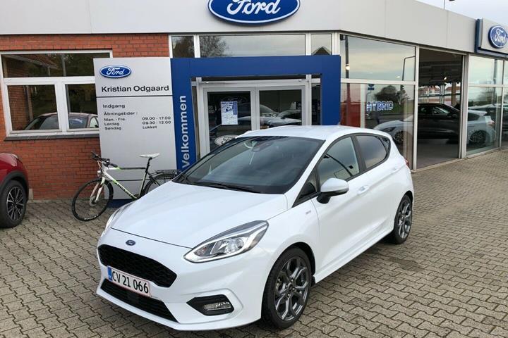 Hvid Ford Fiesta fra 2020