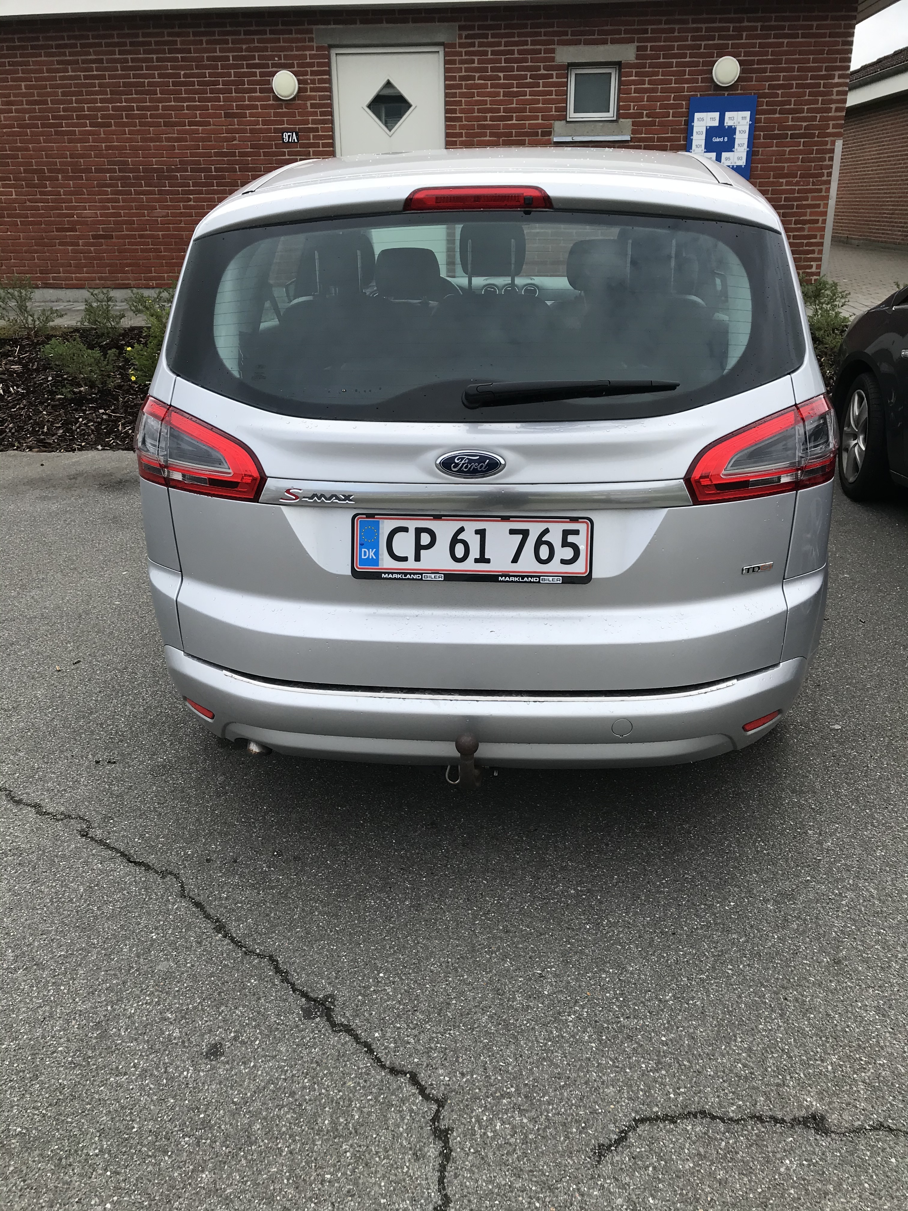 Sølv Ford S-MAX fra 2010