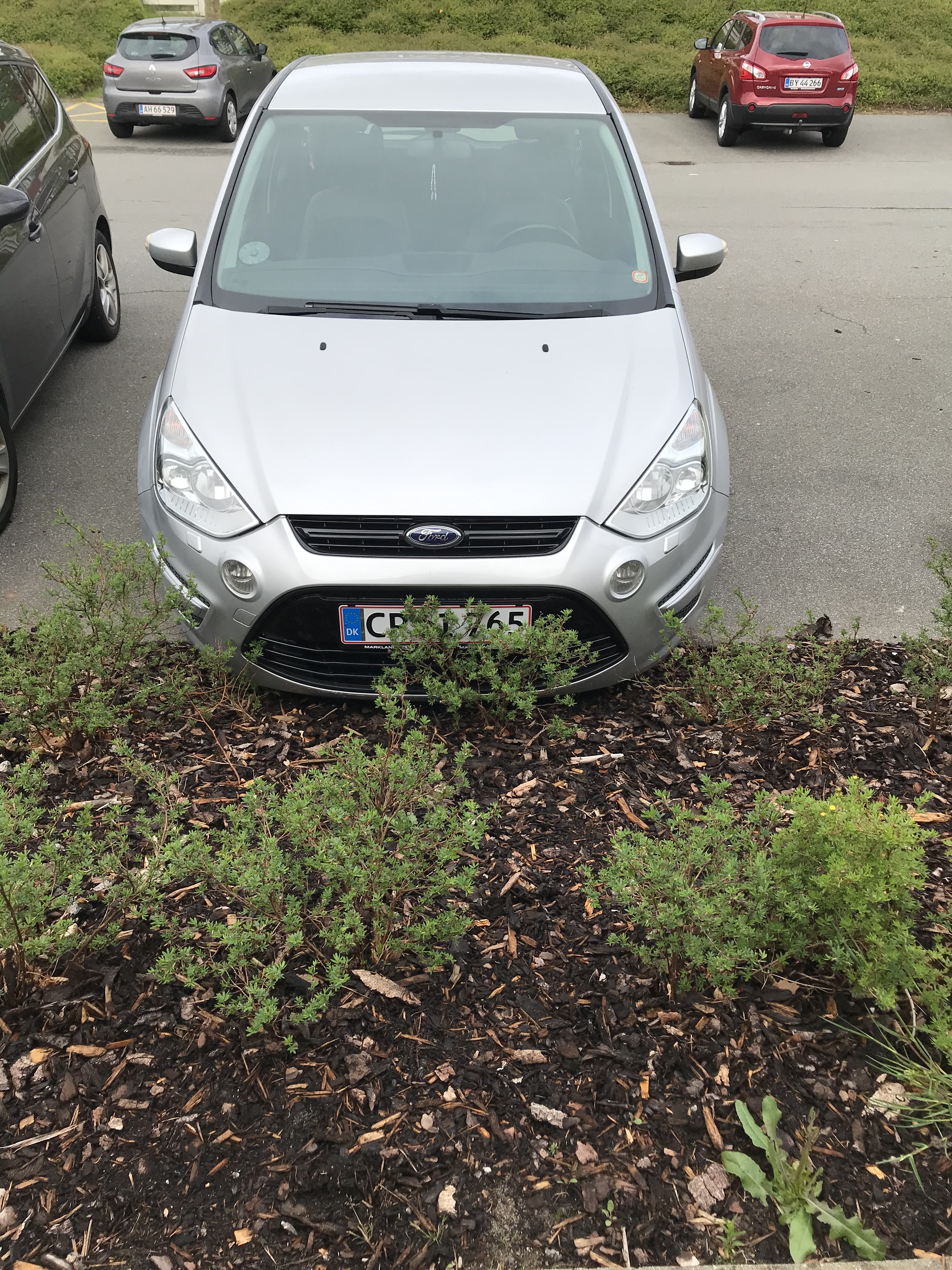 Sølv Ford S-MAX fra 2010
