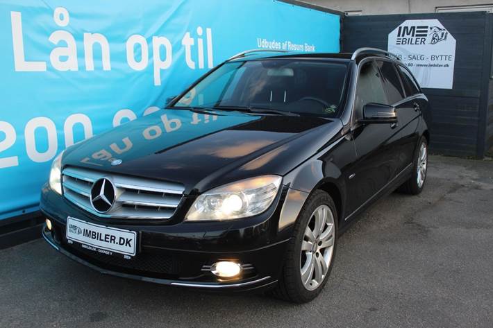 Grå Mercedes C220 fra 2009