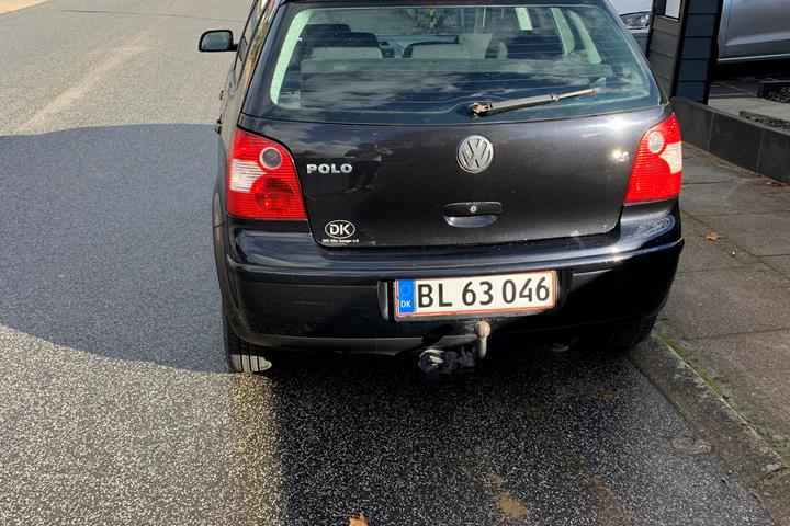 Sort VW Polo fra 2004