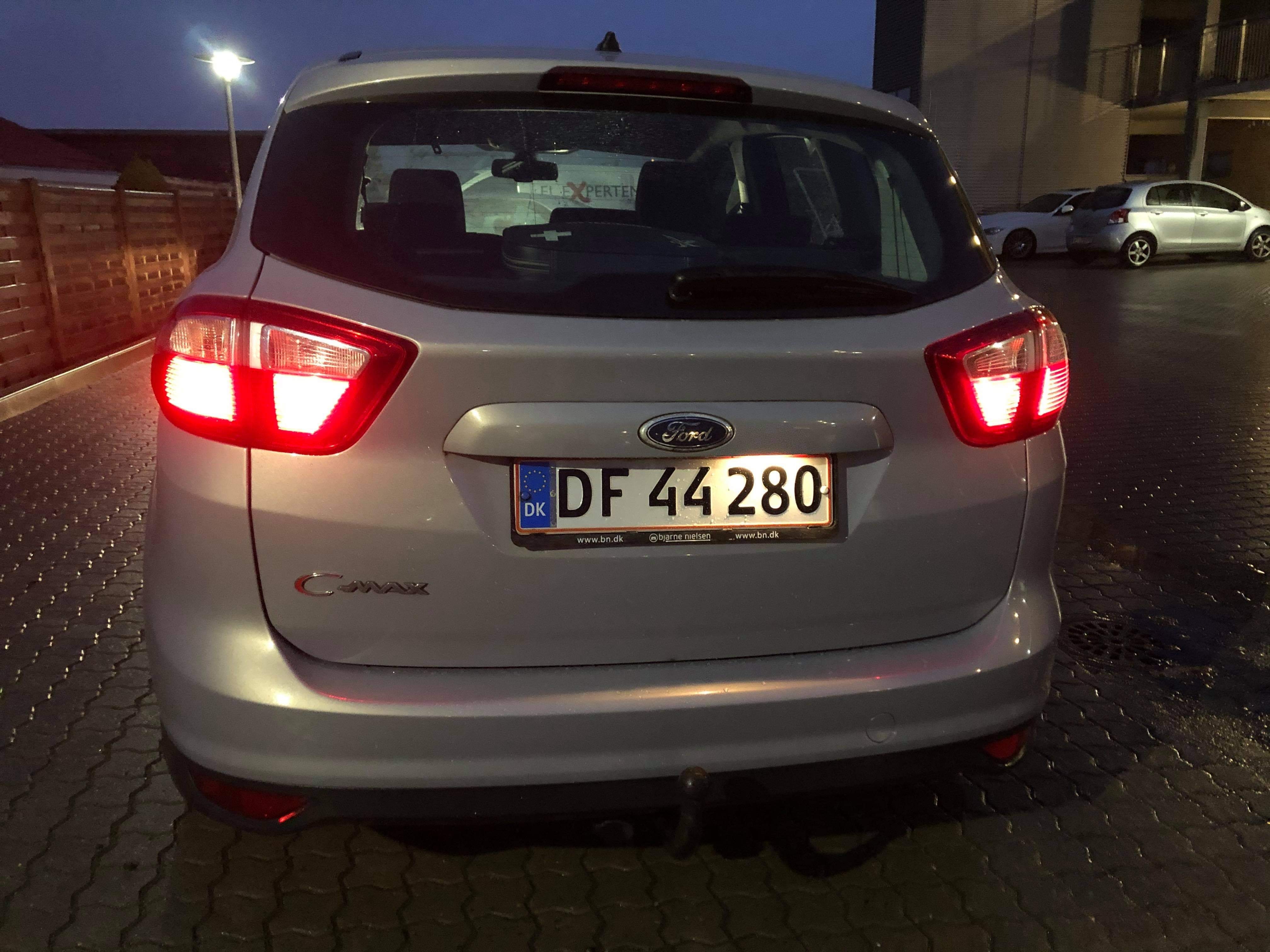 Sølv Ford C-MAX fra 2011